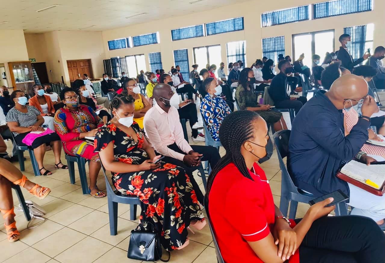 Image /_next/static/media/oldish_3.83458ed3.jpg