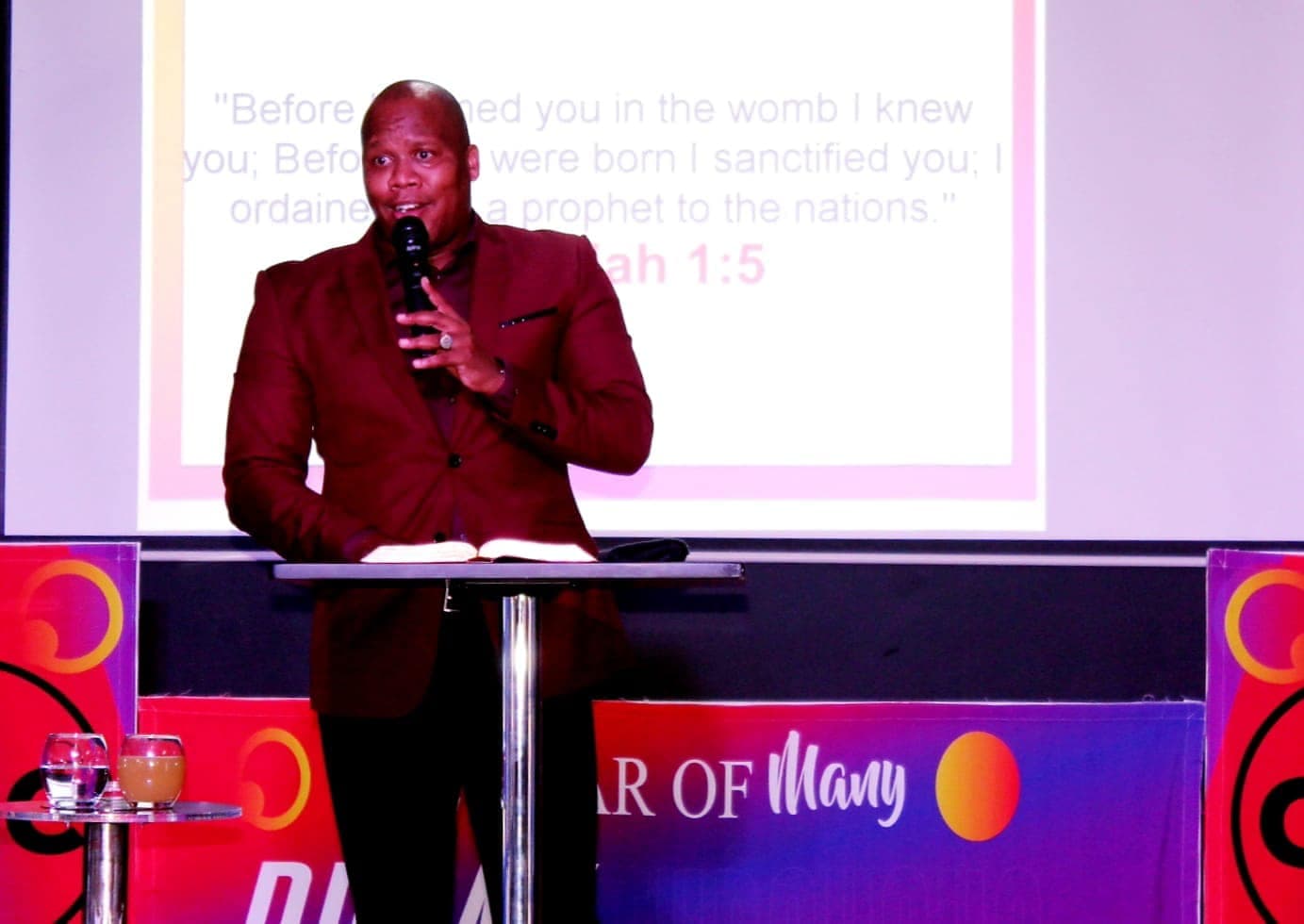 Image /_next/static/media/oldish_4.724ce723.jpg